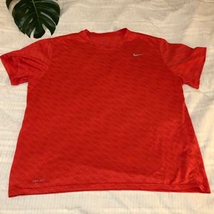 NIKE DRI-FIT TEE IN 2XL